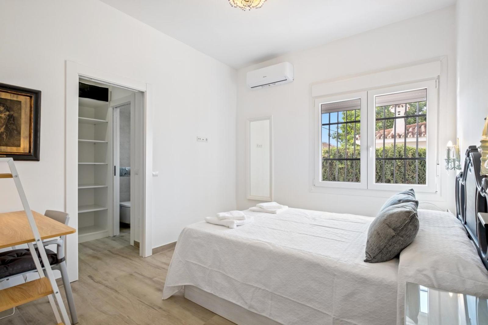 Villa Irene - Biznaga Rental Homes Malaga Exterior photo